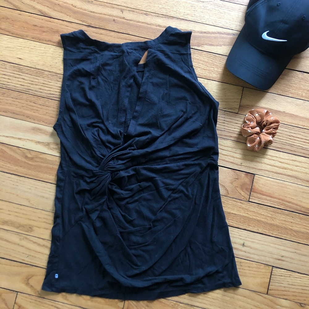 Back Knot Fabletics Tank - Picture 2 of 4